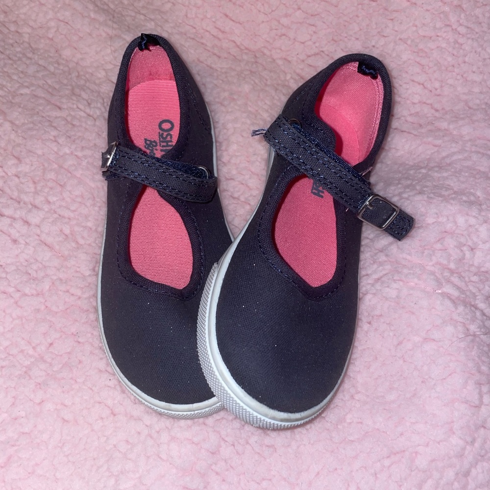 Glitter Oshkosh shoes